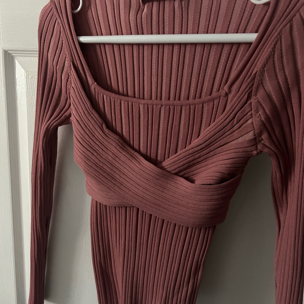 Deluc Ribbed Sweater in Mauve Size Small